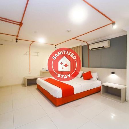 โอโย 727 โฮเต็ล ราฟเฟิลเซีย Hotel โกตาคินาบาลู ภายนอก รูปภาพ
