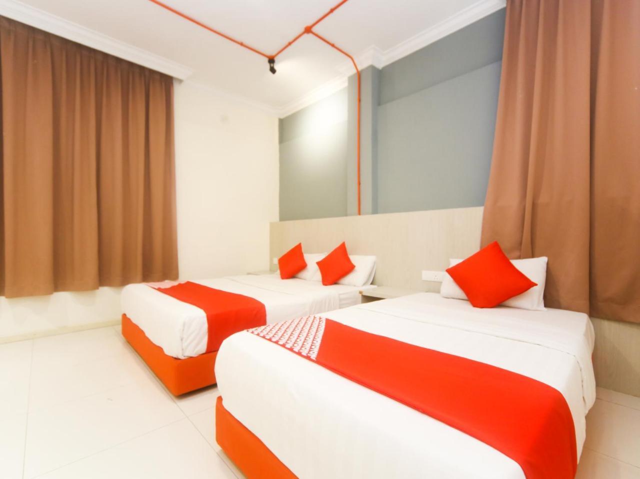 โอโย 727 โฮเต็ล ราฟเฟิลเซีย Hotel โกตาคินาบาลู ภายนอก รูปภาพ