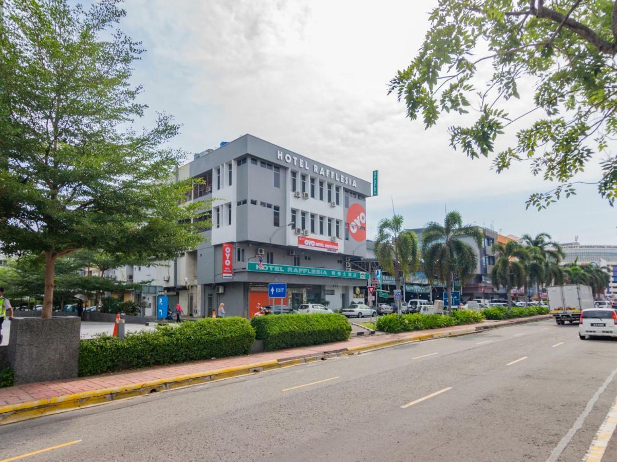 โอโย 727 โฮเต็ล ราฟเฟิลเซีย Hotel โกตาคินาบาลู ภายนอก รูปภาพ