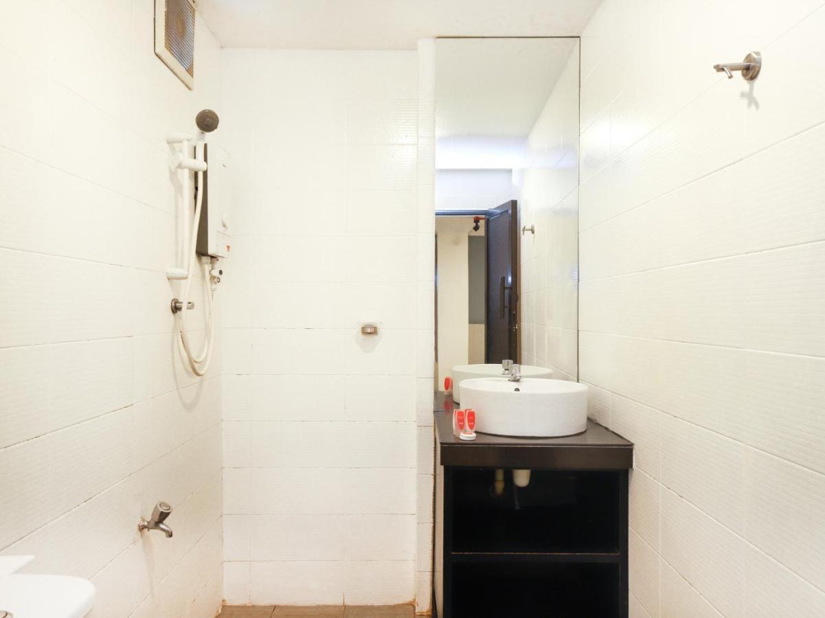 โอโย 727 โฮเต็ล ราฟเฟิลเซีย Hotel โกตาคินาบาลู ภายนอก รูปภาพ